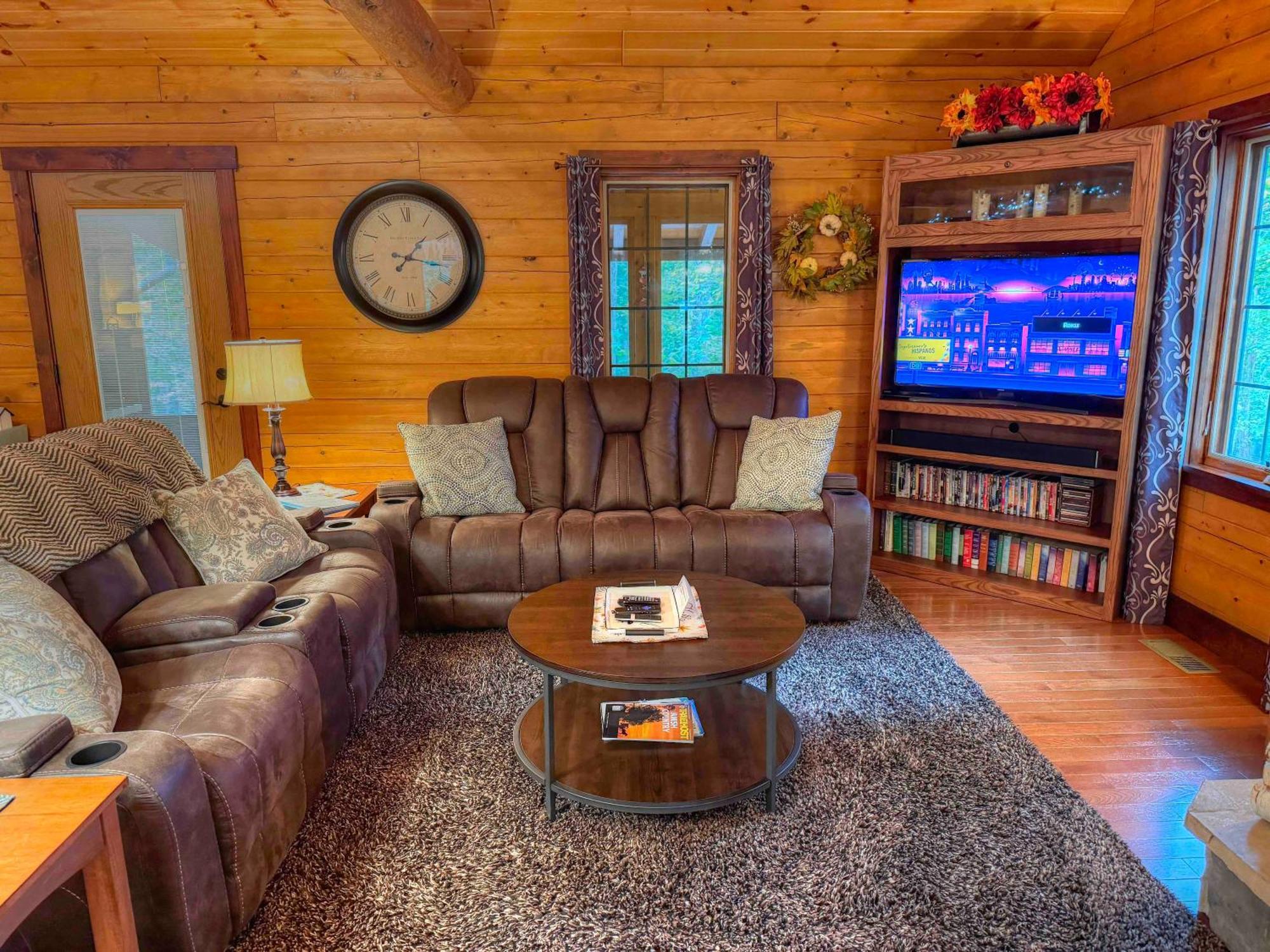 Ferngully Creek Cabins Millersburg Ngoại thất bức ảnh